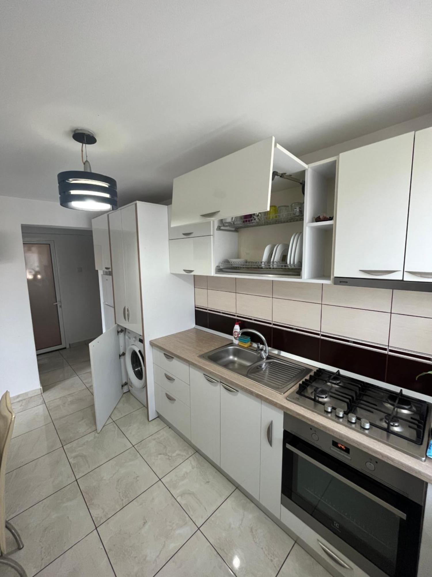 Concept Home Valcea Ramnicu Valcea Exterior photo